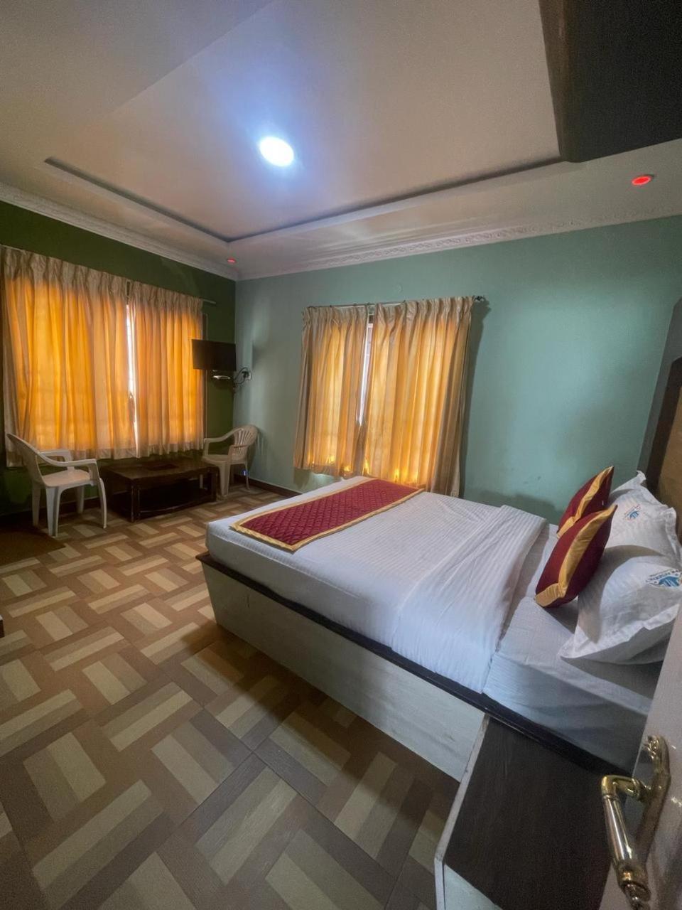 Hotel Ooty Vpr Residency Exterior foto